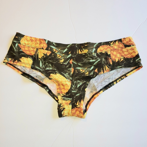 PINK Victoria's Secret Other - 3/$30 NWT!!! Rare Pineapple Pattern  Victorias Secret Cheekys